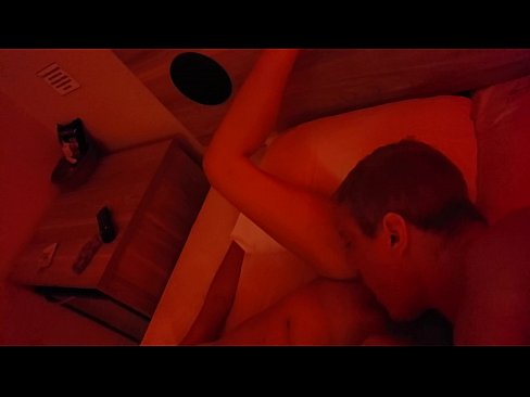 ❤️ 舔我的濕貓。 ️❌ 色情 在 zh-tw.xxxomg.ru