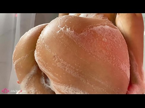 ❤️ 黑髮自慰貓與振動器到強烈的高潮在淋浴 ️❌ 色情 在 zh-tw.xxxomg.ru