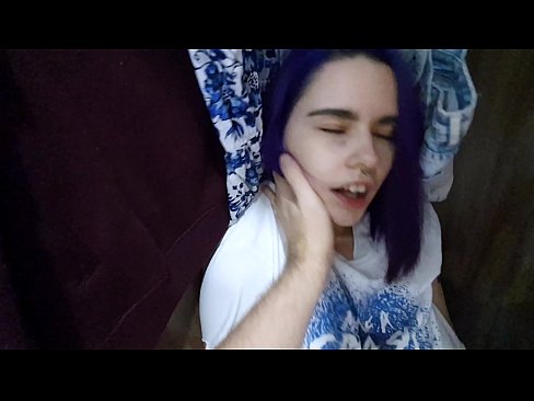 ❤️ 在壁櫥裡找到我姐姐並幫她射精 ️❌ 色情 在 zh-tw.xxxomg.ru
